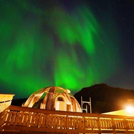 Banpim Hillside Lofoten With Jacusszi Gravdal  Bagian luar foto